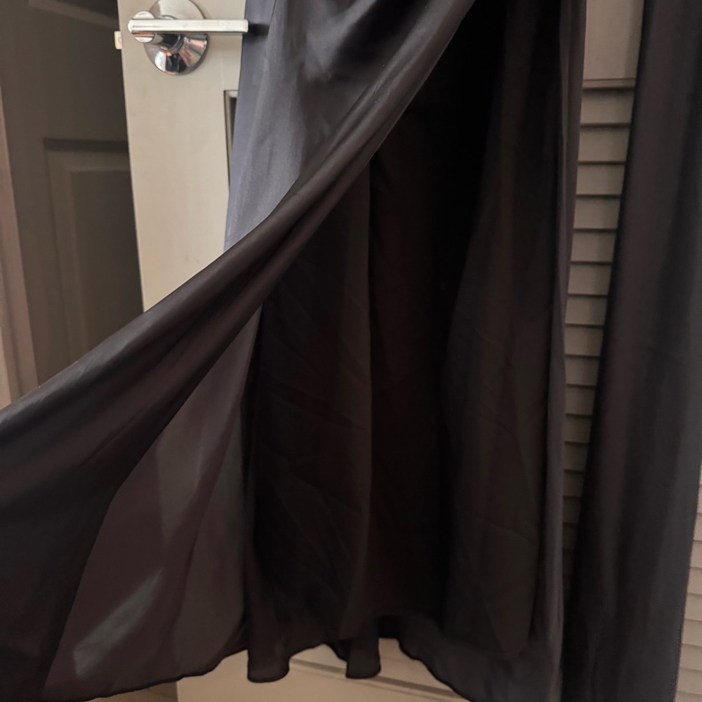 BCBGMaxAzria | Black One-Shoulder Briar Satin Maxi Gown w/ Side Slit ~ NWT US 4 - Picture 10 of 11